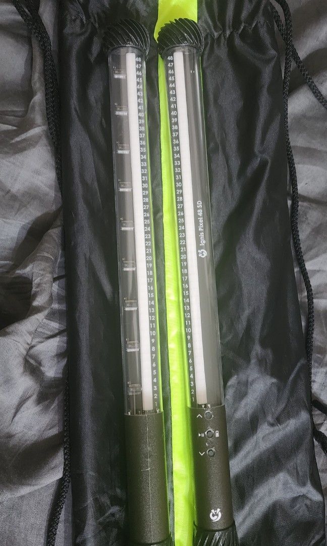2x Ignis Pixel 48 SD LED Tube Lights (Category: Lighting & Studio Equipment) located in Pasig City. Submitted by anovharz (Listing ID 1458628085, Image 2). Description: - Ignis Pixel 48 SD LED tube lights - Perfect for photography and videography - Adjustable settings - Built-in rechargeable battery - Comes with a carrying strap - Ready for your next creative project.