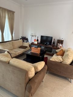 (Category: ) located in . Submitted by ywenchuchu (Listing ID 1458585911, Image 1). Description: .