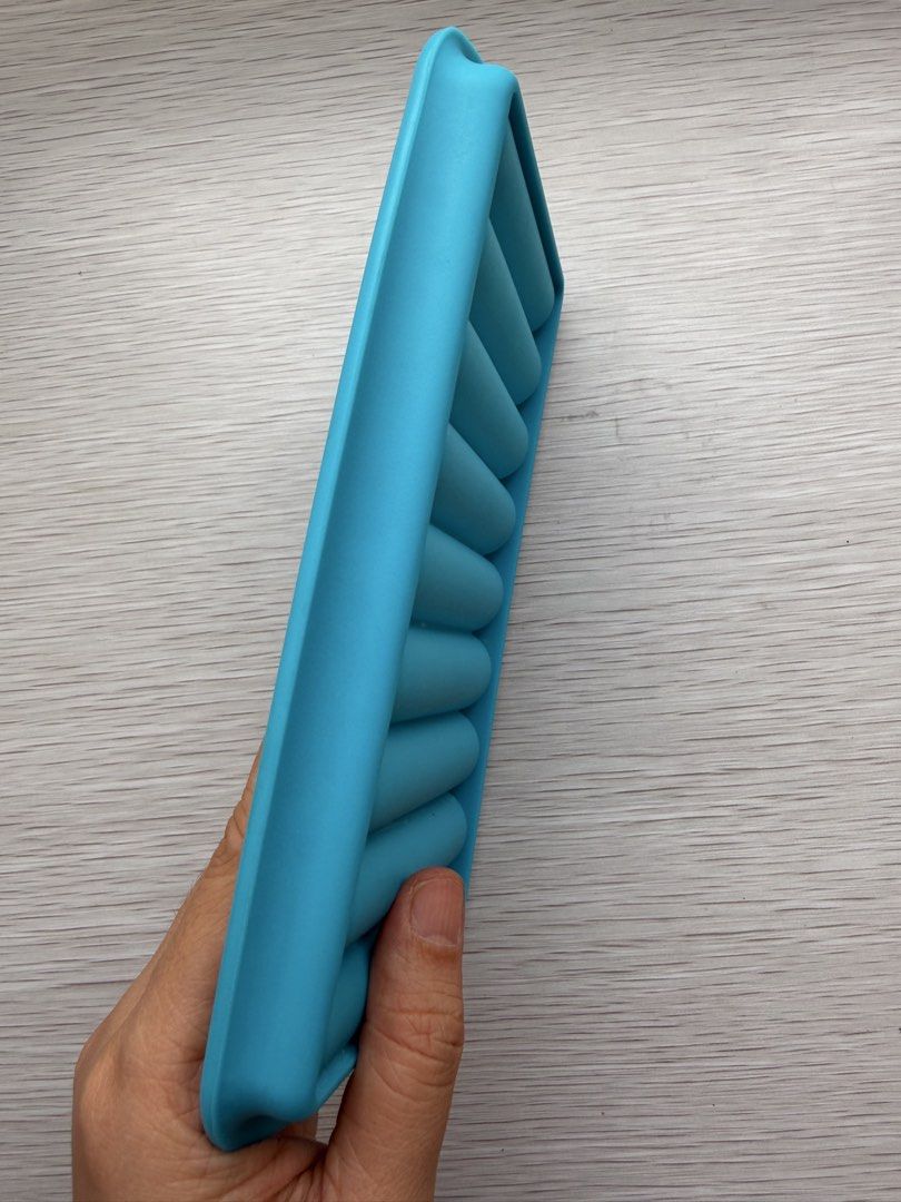 9-grid silicone ice stick tray (Category: Other Kitchenware & Tableware) located in Quezon City. Submitted by shopgood_mnl (Listing ID 1458620096, Image 2). Description: .