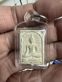 （分類：）位於 。 由 honglamamulet99 提交（商品編號 1458599711，圖片 1）。簡介： 。