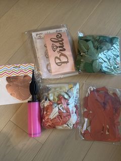 （分類：）位於 。 由 vanessaliii 提交（商品編號 1458590530，圖片 1）。簡介： 。