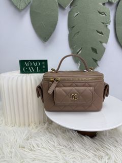 （分類：）位於 。 由 acluxuryhk 提交（商品編號 1458542890，圖片 1）。簡介： 。