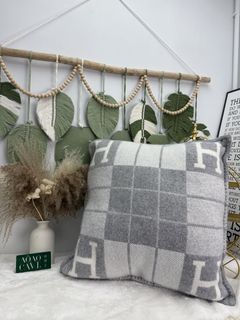 （分類：）位於 。 由 acluxuryhk 提交（商品編號 1458576549，圖片 1）。簡介： 。