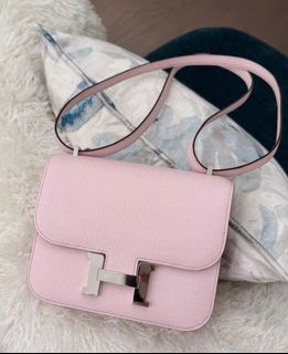 （分類：）位於 。 由 bellize.luxury 提交（商品編號 1458677618，圖片 1）。簡介： 。