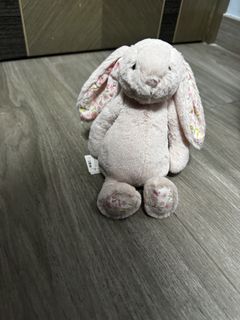 （分類：）位於 。 由 bearbricks1006 提交（商品編號 1458619366，圖片 1）。簡介： 。