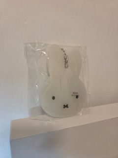 （分類：）位於 。 由 scubadiving 提交（商品編號 1458668829，圖片 1）。簡介： 。