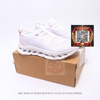 (Category: ) located in . Submitted by shoes.locker (Listing ID 1458600363, Image 1). Description: .
