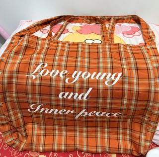 （分類：）位於 。 由 dodokiu.selling 提交（商品編號 1458568053，圖片 1）。簡介： 。