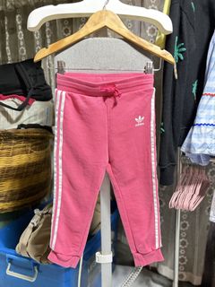 (Category: ) located in . Submitted by kitclothing (Listing ID 1458519832, Image 1). Description: .