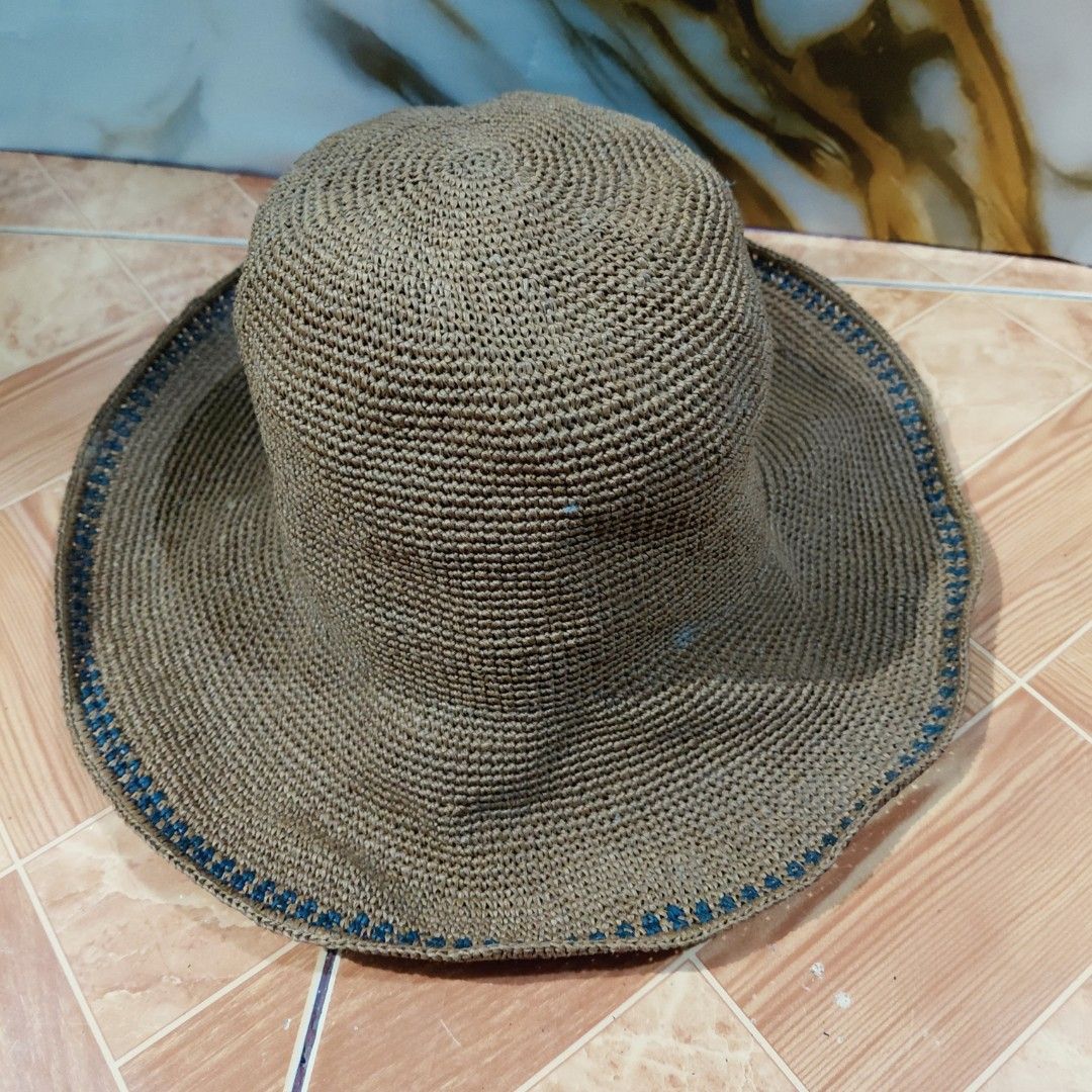 a.kurtz Japan Brand (Category: Hats & Beanies) located in Manila. Submitted by pandinity (Listing ID 1458618587, Image 1). Description: matibay from Japan.