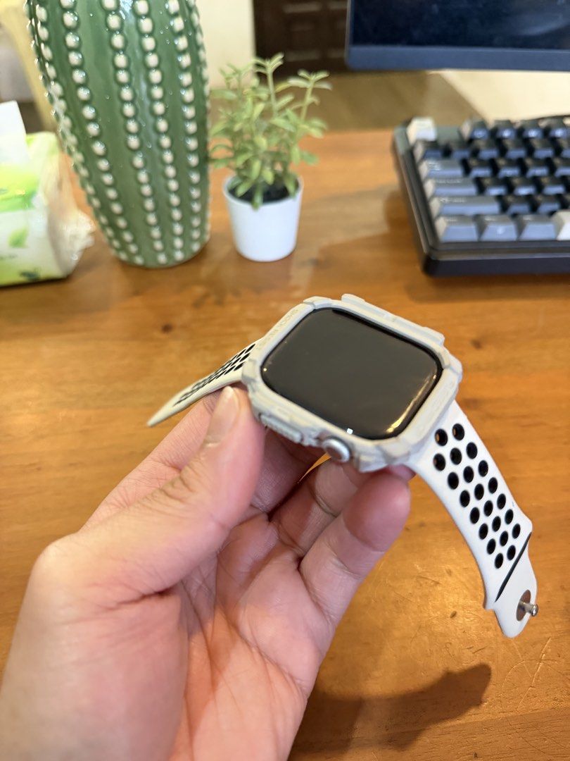 Apple Watch Series 11 (46mm) (Category: Wearables & Smart Watches) located in Valenzuela. Submitted by acoznerol (Listing ID 1458524326, Image 2). Description: Apple Watch Series 11 (46mm) Aluminum Titanium Silver - Charger - Apple Straps - Complete Box 6 months old .