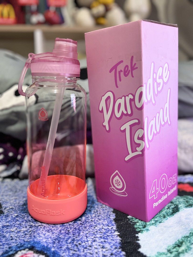 Aqua Flask Trek 40oz (Category: Water Bottles & Tumblers) located in Caloocan City. Submitted by dyubella (Listing ID 1458518838, Image 3). Description: Aquaflask Trek 40 oz Brand New and Authentic Meet up: Commonwealth QC/North Caloocan Can also ship via LBC J&T or Lalamove.
