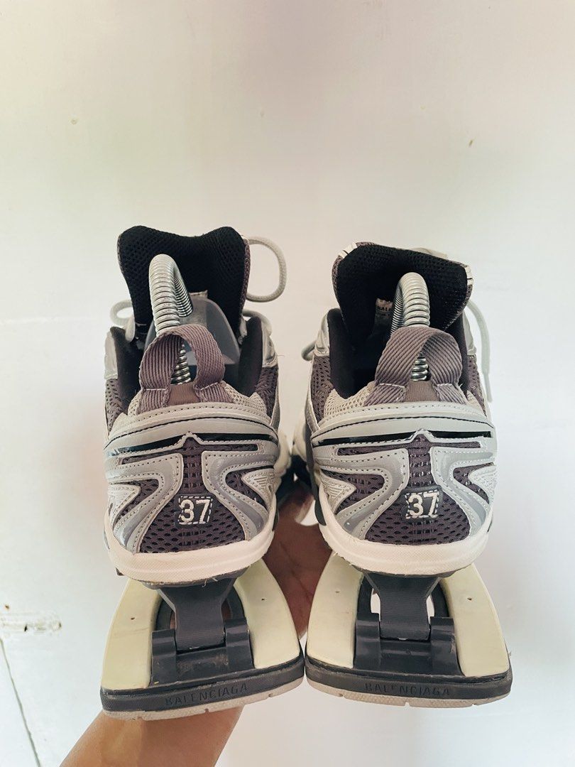 balenciaga x spander (Category: Sneakers) located in Siquijor. Submitted by trashy84 (Listing ID 1458516905, Image 3). Description: size 37 women .