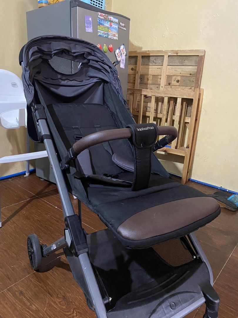 baobaohao Stroller (Category: Strollers) located in Manila. Submitted by jnhmarie (Listing ID 1458527000, Image 2). Description: - Baobaohao stroller in black - Lightweight and compact design - Effortless folding and carrying - Comfortable seat with 5-point harness - Convenient storage basket - Protective canopy for sun - Adjustable handlebar for comfort - Ideal for travel and everyday adventures.