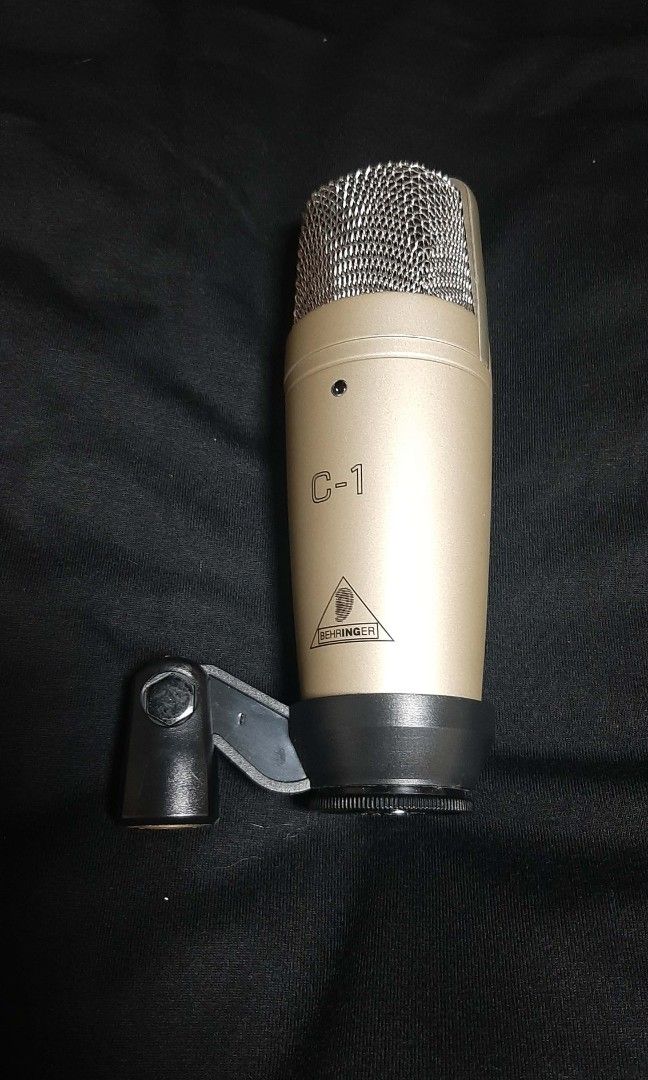 Behringer C-1 Condenser Microphone (price drop) (Category: Microphones) located in Manila. Submitted by obeyoprop (Listing ID 1458612799, Image 3). Description: 🎙️ FOR SALE: Behringer C-1 Condenser Microphone 💰 Price: ₱2,000 📦 Behringer C-1 Microphone ✅ Good condition 🎤 Perfect for recording, vocals, podcasts, home studio, at content creation. 📍 Meet-up / shipping available 💬 PM me if interested!.