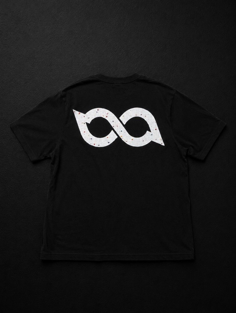 Bipolar (heavy weight cotton) 🫶 (Category: Tshirts & Polo Shirts ) located in Manila. Submitted by thrifterzz_ph (Listing ID 1458596784, Image 2). Description: Dimes: W-23/L-29.5 Issue: None Color rate: 10/10 Excellent condition.
