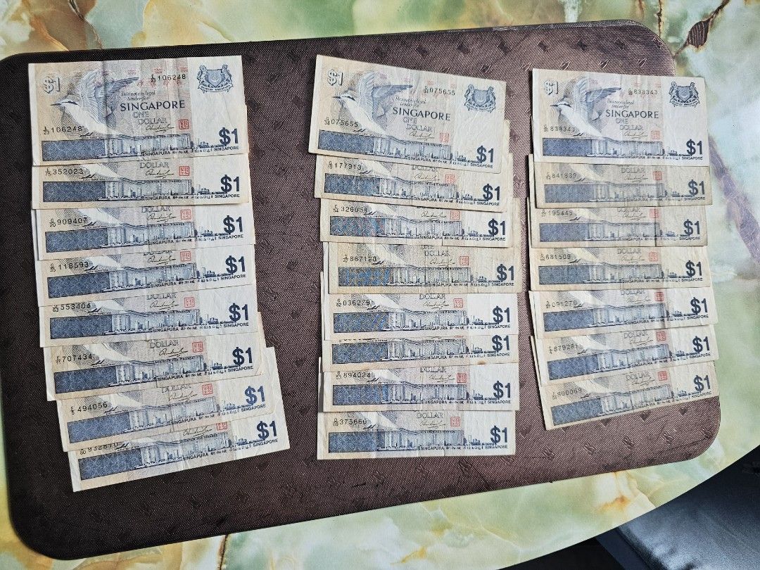 Bird notes (Category: Currency) located in Singapore. Submitted by mr.tan99 (Listing ID 1458623842, Image 1). Description: Bird notes 1dollar 23pcs FV $23 Selling @ $30 5dollar 24 pcs FV $120 Selling @ $148 10dollar 8 pcs FV $80 Selling @ $92 20dollar 19pcs FV $380 Selling @ $418 50dollar 36 pcs FV $1800 Selling @ $1888 100dollar 14pcs FV $1400 Selling @ $1438 All mixed condition .