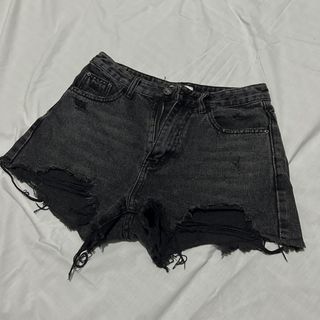 (Category: ) located in . Submitted by haiixaa (Listing ID 1458644740, Image 1). Description: .