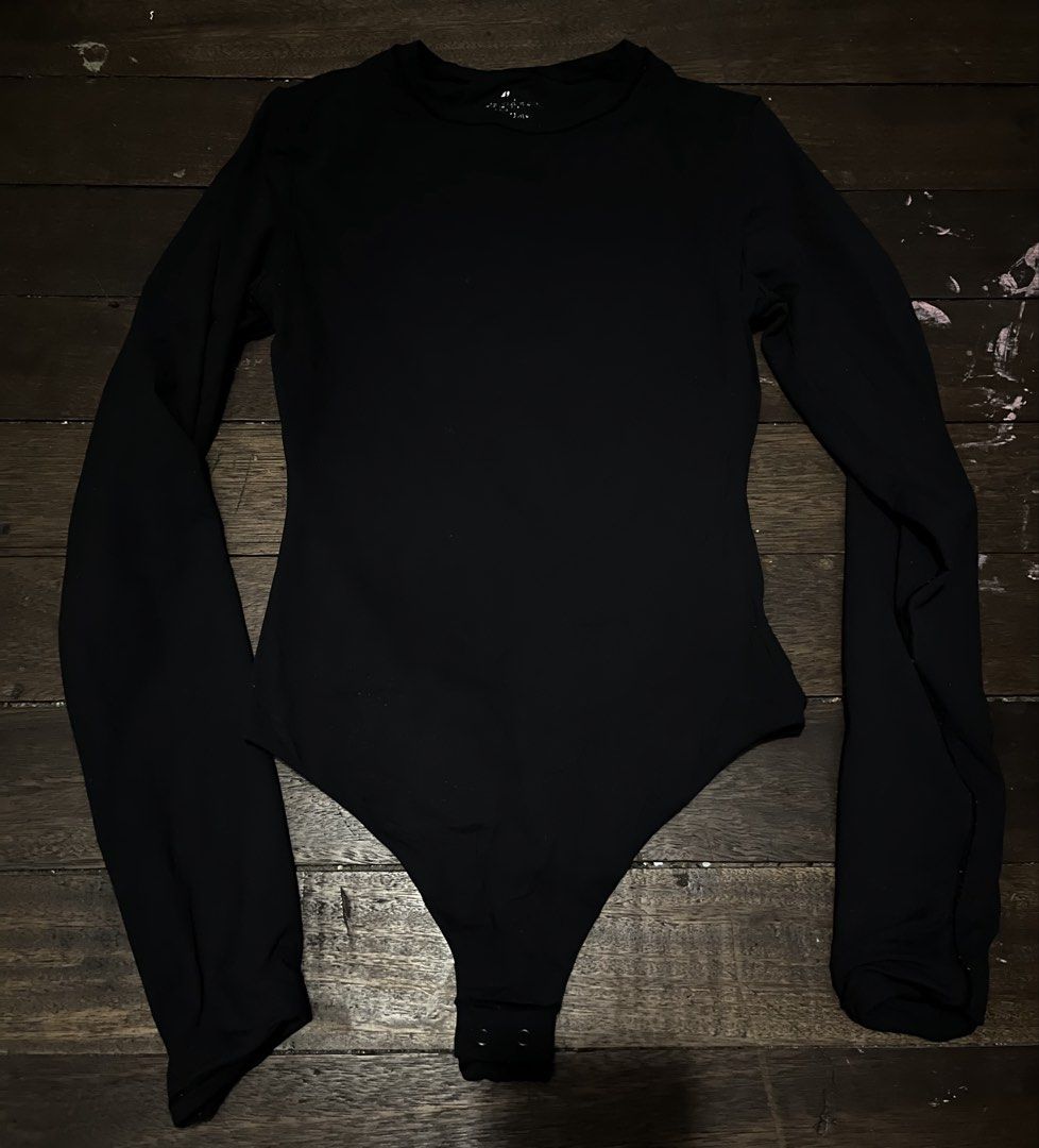 Black Longsleeve Bodysuit (Category: Others Tops) located in Pasay City. Submitted by fromtheashes (Listing ID 1458660662, Image 2). Description: .