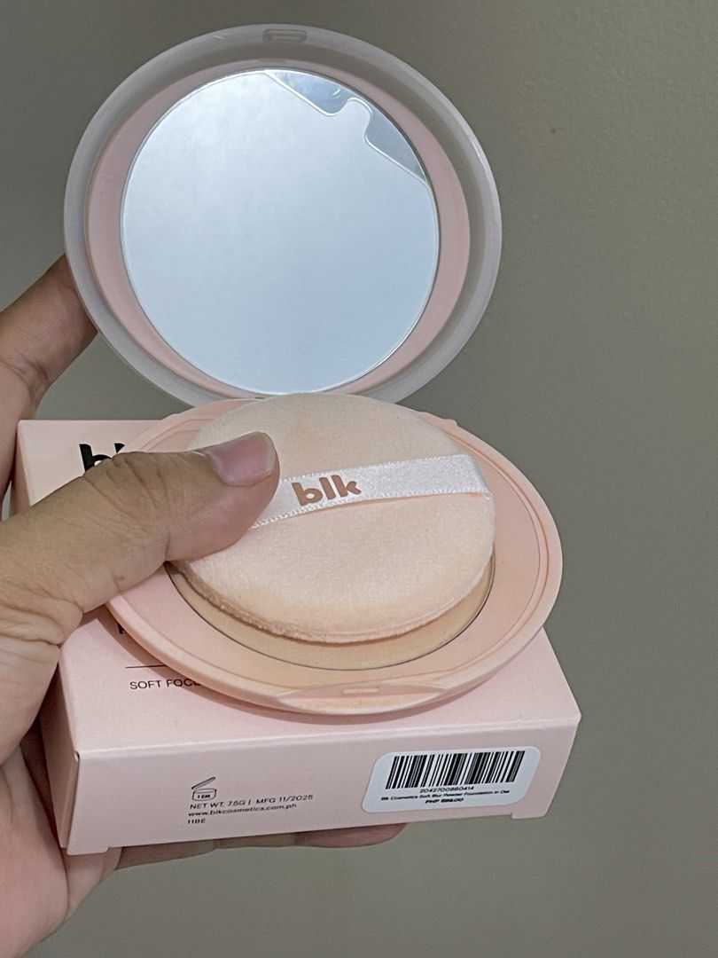 Blk foundation powder (Category: Makeup) located in Quezon City. Submitted by MsCLM (Listing ID 1458598692, Image 3). Description: Brand new Sealed 599 in store selling low..