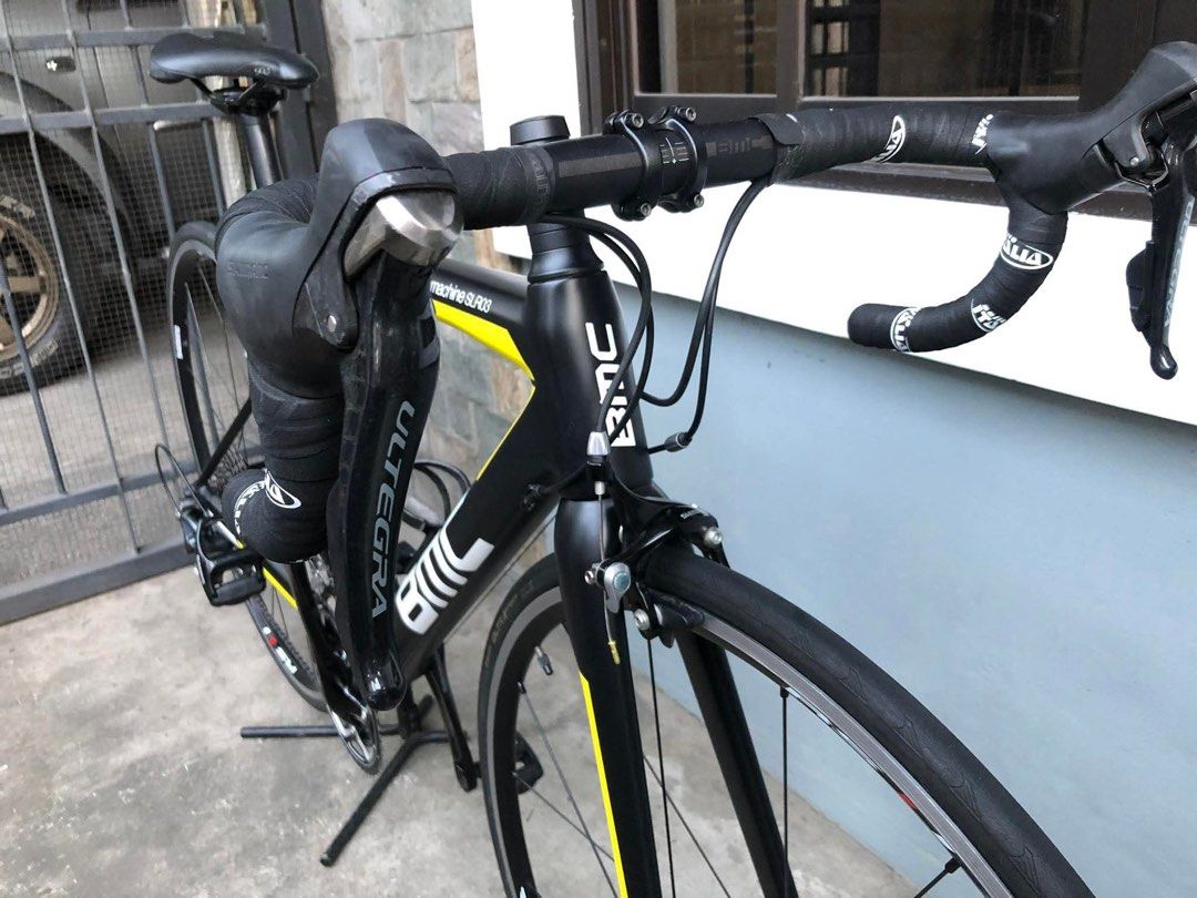 BMC Road bike (Category: Bicycles) located in Marikina City. Submitted by cluttermatters (Listing ID 1458594160, Image 2). Description: BMC TeamMachine SLR03 Road Bike Size 51 Toptube: 53.5cm Seattube: 50.5cm Frame: ACE Technology Carbon Fork: TeamMachine SLR Carbon Stem: BMC RSM 03 Handlebar: BMC RDM 03 Saddle: Selle Royal Seta Seatpost: BMC RSP 03 FD: Shimano Ultegra RD: Shimano Ultegra Crank: Shimano FC-RS500 (50-34T) Cassette: Shimano 11-spee