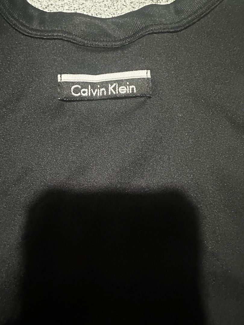 Calvin klein men’s sando size medium (Category: Activewear) located in Iba. Submitted by xooperfindslb (Listing ID 1458632536, Image 3). Description: Calvin klein men’s sando size medium Color black Good condition No issue.