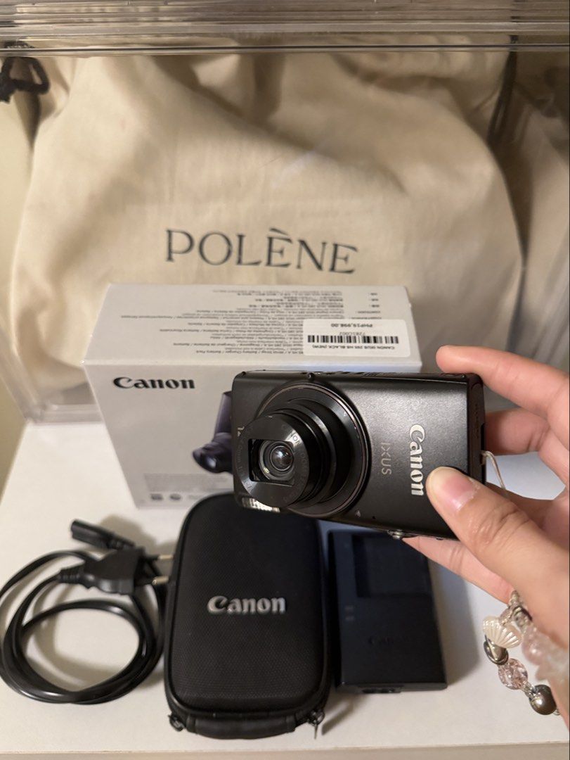 Canon Ixus 285 HS (Category: Cameras) located in Masbate. Submitted by nextownerclub (Listing ID 1458637156, Image 1). Description: excellent condition with warranty bought from henry’s cam complete inclusion: box, battery pack; charger with free sd card & camera case rfs: will upgrade.