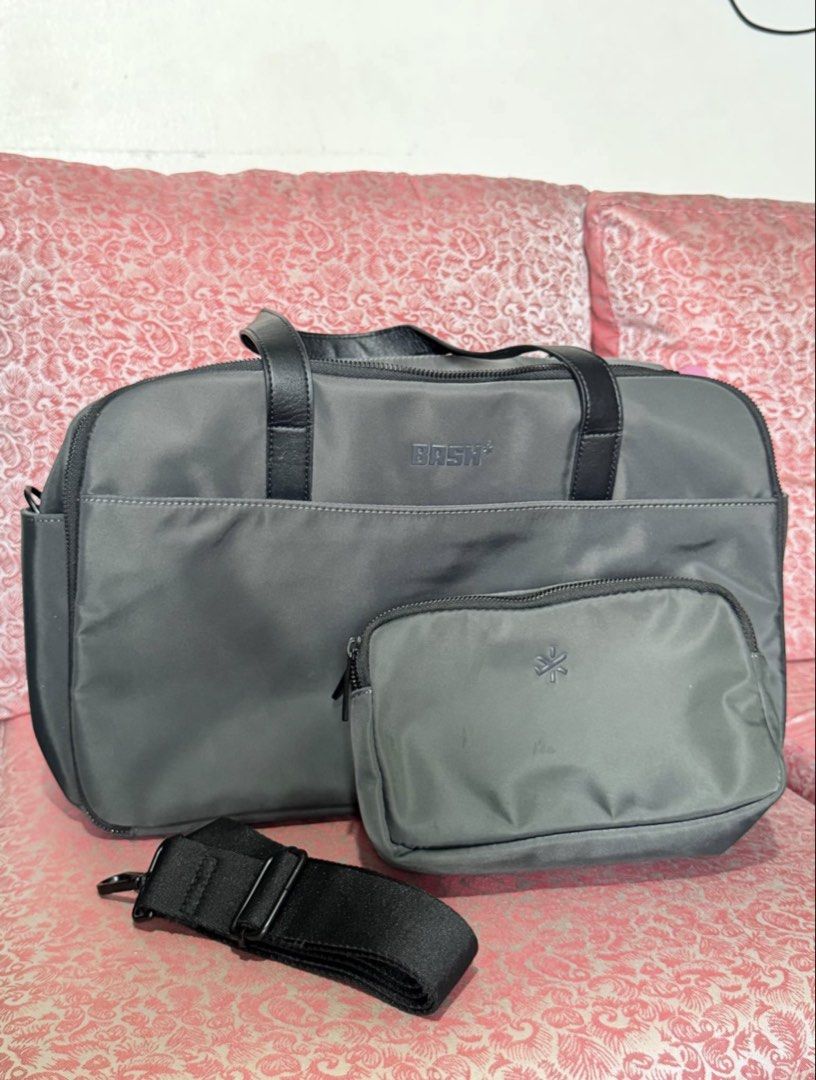 Carbon | Bash Gateway Weekender Bag (Category: Luxury Bags & Wallets) located in Malvar. Submitted by chatztash (Listing ID 1458512332, Image 1). Description: first version weekender bag color: Carbon Size: Mini Condition: Used once only New version also available in Jetset, Terra, Dune negotiable, for sure buyer.