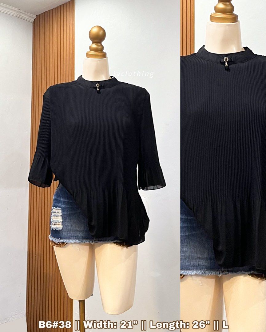 Casual Office Blouse • Black (Category: Blouses) located in Cavite. Submitted by cnchnll (Listing ID 1458516904, Image 1). Description: .