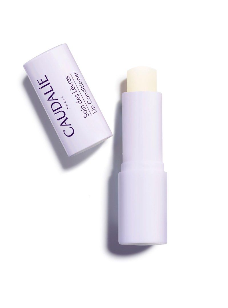 Caudalie Vinotherapist Lip Conditioner (Category: Makeup) located in Paranaque City. Submitted by accentsph (Listing ID 1458550584, Image 1). Description: Made in France What it is: A lip conditioner enriched with nourishing grape seed oil and antioxidant grape polyphenols that lastingly protects and soothes dry lips..