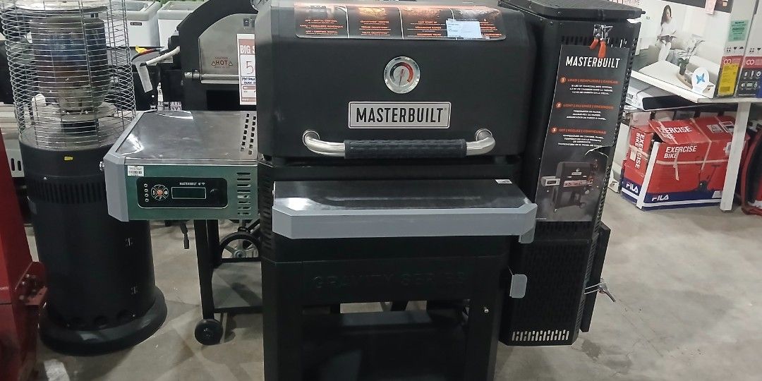 CHARCOAL GRILL, GRAVITY SERIES 900, MASTERBUILT (Category: BBQ, Grills & Hotpots) located in Quezon City. Submitted by AlexaXander (Listing ID 1458617202, Image 1). Description: *CHARCOAL GRILL. GRAVITY SERIES 900 *BRAND: MASTERBUILT *APP + DIGITAL CONTROL *GRAVITYFED HOPPER *NOTE: ( WITHOUT ADAPTOR ) *FOR MORE DETAILS: PLS.CALL OR TEXT CP#: 09081334158.