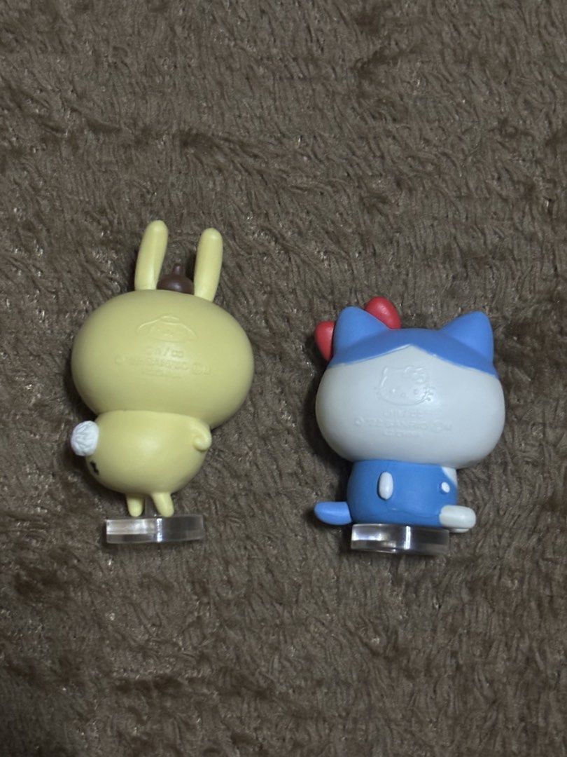 Chiikawa x Sanrio Mini Stand Figures Set (Category: Designer & Blind Box Toys) located in Manila. Submitted by pmpmprn (Listing ID 1458522999, Image 2). Description: Chiikawa x Sanrio Characters Mini Stand Figures with Markings Sold as set.