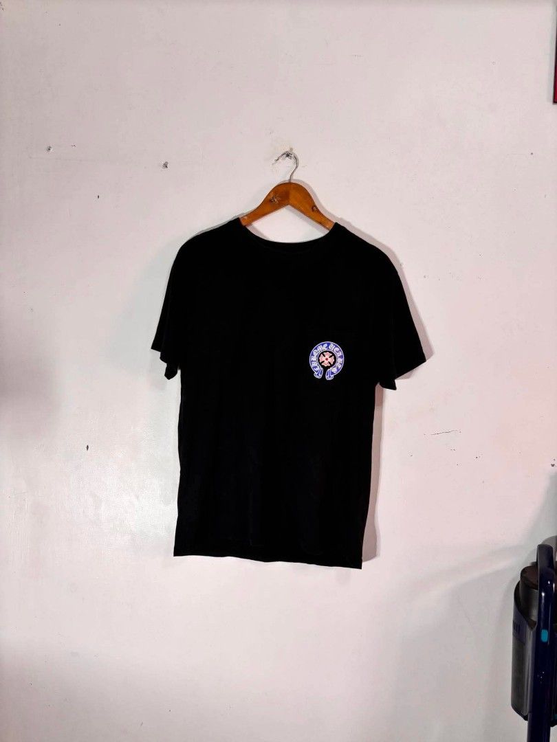 CHROME HEARTS SHIRT (Category: Tshirts & Polo Shirts ) located in Gerona. Submitted by thrift_servers (Listing ID 1458537669, Image 2). Description: .