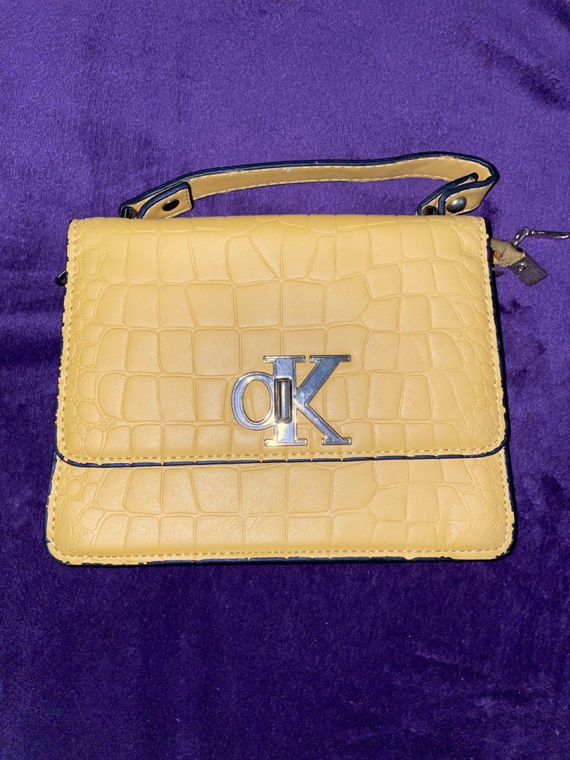 Ck bag (Category: Luxury Bags & Wallets) located in Villasis. Submitted by pqwiii_shop (Listing ID 1458534714, Image 1). Description: it’s not even use. na stock lang sha. pwede shang cross body or pwedeng hawakan na lang din. PAYMENTS GCASH MAYA .