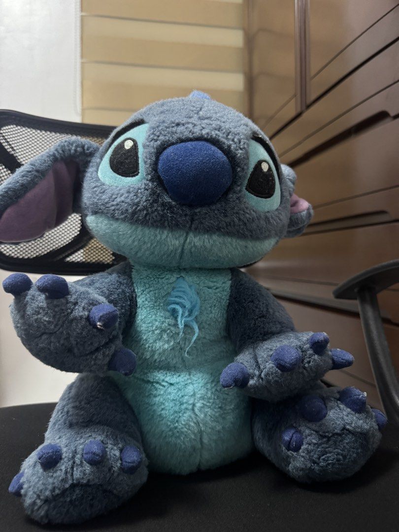 Classic Disney Stitch Plush Toy (Category: Plushies & Soft Toys) located in Cavite. Submitted by ccheeccl (Listing ID 1458654284, Image 1). Description: without tag, lightly used. Check photos Meet or ship, (jnt, mop: gcash) Noveleta, Cavite.