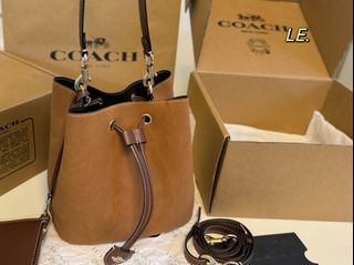 (Category: ) located in . Submitted by globalluxehub (Listing ID 1458632337, Image 1). Description: .