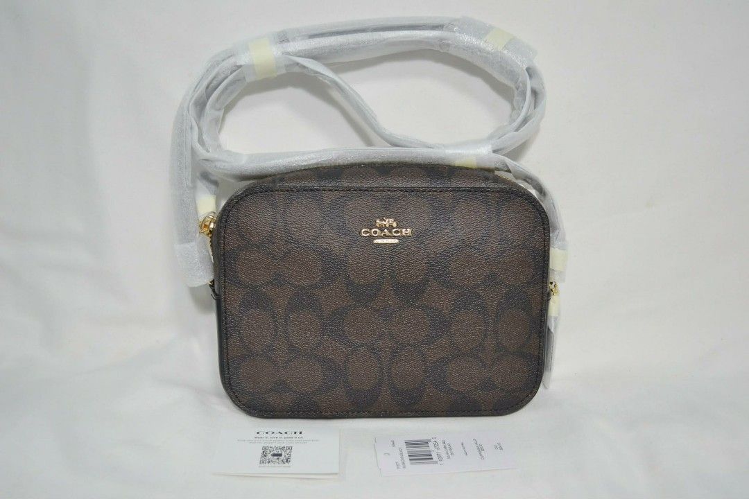 Coach Jamie mini (Category: Luxury Bags & Wallets) located in Cardona. Submitted by piv.preloved (Listing ID 1458498611, Image 1). Description: Coach Jamie mini.