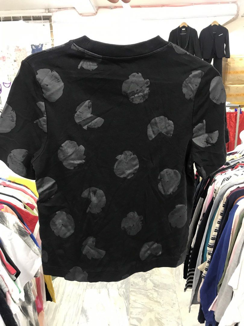 Cos (Category: Shirts) located in Calamba. Submitted by stashandfinds (Listing ID 1458517508, Image 3). Description: Black cotton shirt by Cos Xs s only Pambabae.