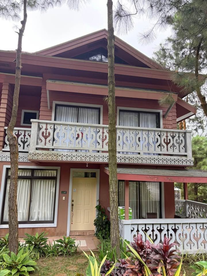 Crosswinds, Tagaytay City House (Category: House & Lot) located in Santa Rosa. Submitted by jeff_fonte (Listing ID 1458605322, Image 2). Description: FOR LEASE - House with parking space at Crosswinds, Tagaytay City. • 2 Bedrooms • 3 Bathrooms • 1 Parking Space • Minimum 1-year lease contract • ₱50,000/month Inclusive of: ✔ Starlink Internet ✔ Association Dues ✔ Gardener Services 📩 DM for inquiries, photos, and viewing schedule..
