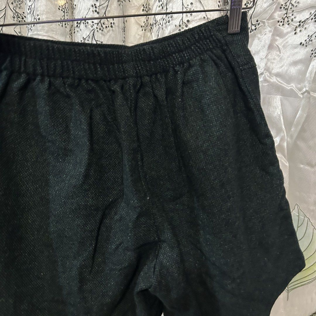 Dark Green Textured High-Waisted Shorts (Category: Shorts) located in San Pedro. Submitted by clothesyph (Listing ID 1458643528, Image 2). Description: ⊹ preloved — no major flaws/issues ⊹ size: fits extra small to small check out my listings for more items! ▫️payment: gcash / bank transfer ▫️delivery: j&t / lalamove (can ship from bgc or san pedro, laguna).