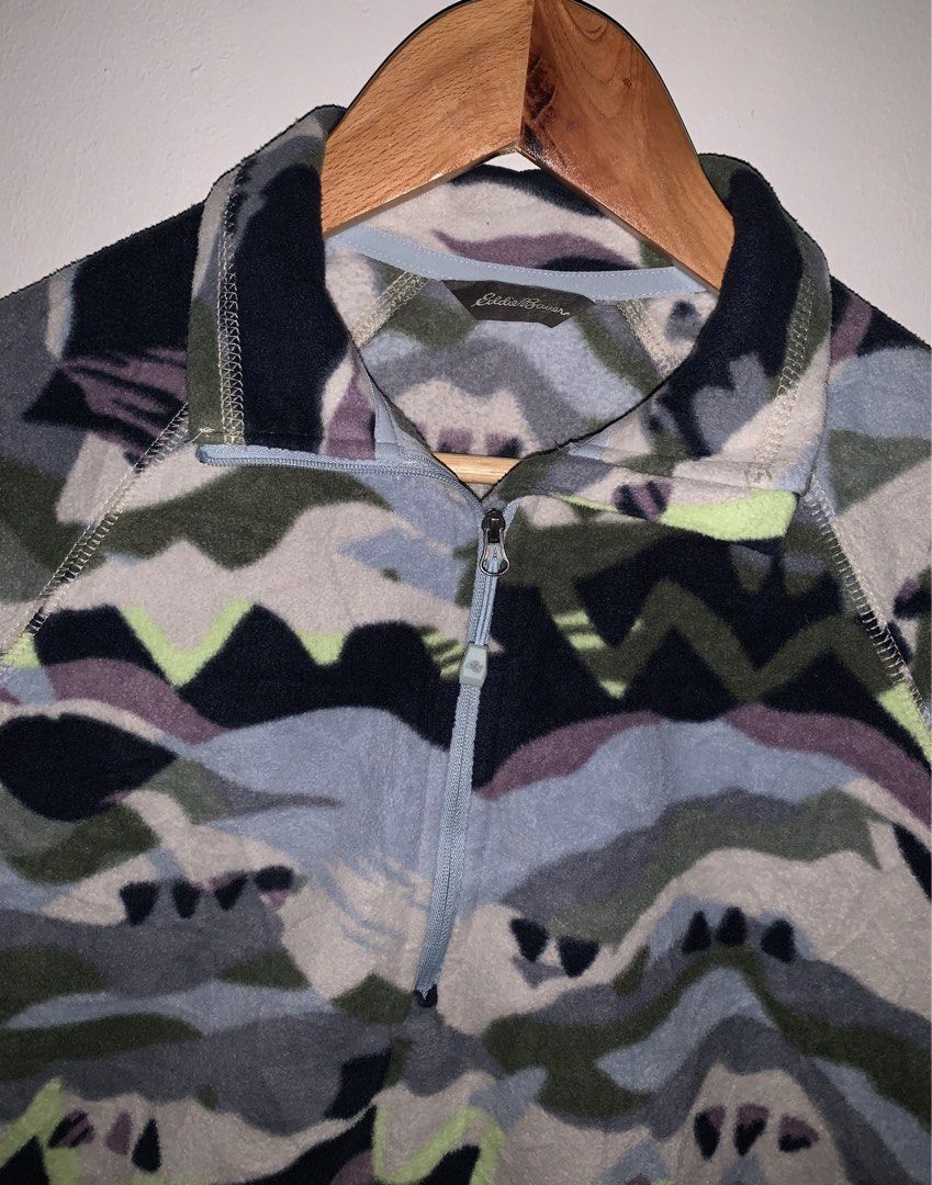 EDDIE BAUER FOR SALE (Category: Coats, Jackets and Outerwear) located in Angeles City. Submitted by browsetheracks (Listing ID 1458613533, Image 3). Description: FOR SALE EDDIE BAUER HALF ZIP FLEECE PULLOVER SIZE SMALL (19×16) FITS UP TO MEDIUM IN EXCELLENT CONDITION ✓ NO ISSUE EXPECT QUALITY FROM THIS GARMENT! LOTS OF HIDDEN DETAILS 👀 ₱550+SHIPPING FEE DM ME FOR MORE INFO 🔌 Note: Every item is photographed accurately to showcase its actual con