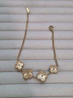 (Category: ) located in . Submitted by adorn707 (Listing ID 1458555252, Image 1). Description: .