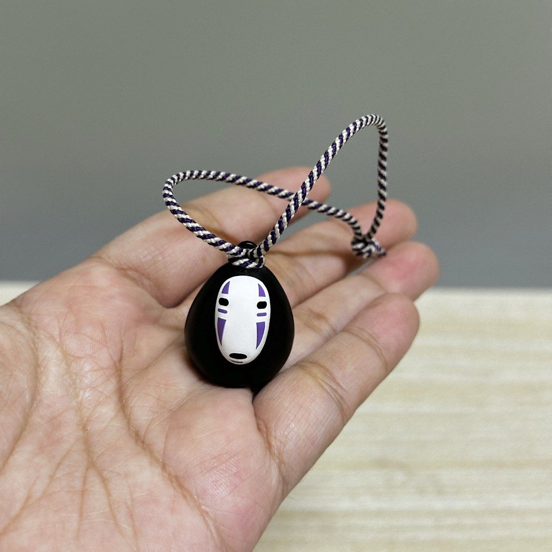 Ensky Studio Ghibli Spirited Away No-Face Bell Charm - Php 250 (Category: Character Goods) located in Davao. Submitted by pandorastoybox (Listing ID 1458622543, Image 3). Description: Ensky Studio Ghibli Spirited Away No-Face Bell Charm - Php 250.