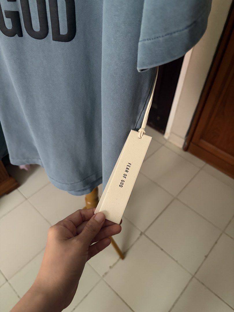 Essentials (Category: Tshirts & Polo Shirts) located in Singapore. Submitted by mlouisiana (Listing ID 1458567072, Image 3). Description: loose/oversized style, size xs on tag but really really big sizing. Can fit up to 2XL. With tag, plastic and paper bag from Club 21. Original price is 210sgd. 85 each, take all for 200sgd. .