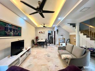 (Category: ) located in . Submitted by nazrinhakimin (Listing ID 1458472608, Image 1). Description: .