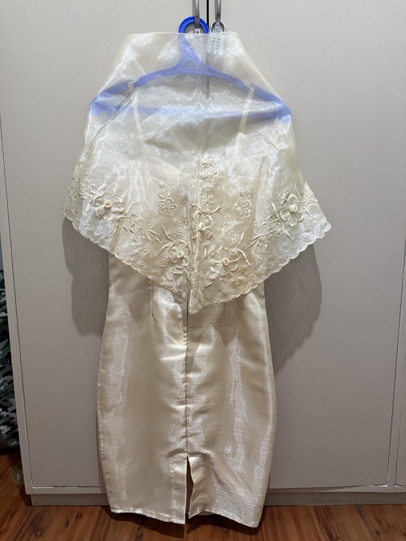 Filipiñiana (Category: Traditional & Ethnic wear) located in Manila. Submitted by michikoy02 (Listing ID 1458602541, Image 3). Description: For XS female only / beige / used once / selling for 500 set na kasama lahat .