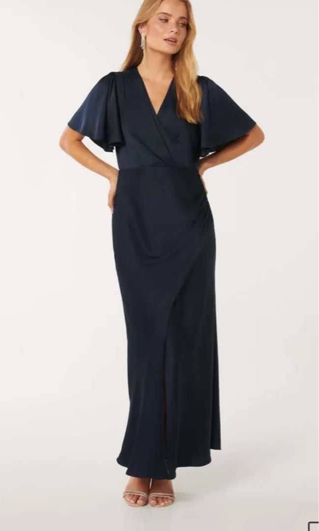 Flutter Sleeve Formal Dress (Category: Dresses) located in Apalit. Submitted by dandanmd (Listing ID 1458663053, Image 1). Description: May rent, 1000Php for rental fee.
