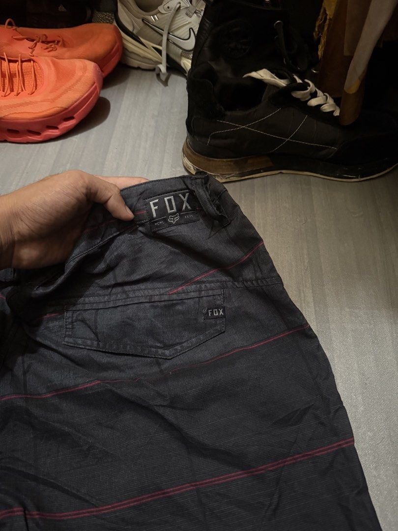FOX (Category: Shorts) located in Cagayan de Oro. Submitted by twice.but.nice.blackmarket (Listing ID 1458586803, Image 3). Description: Excellent condition! Size38 can fit also down to 32 laces adjust Length 21.5 Leg hole 11.5.