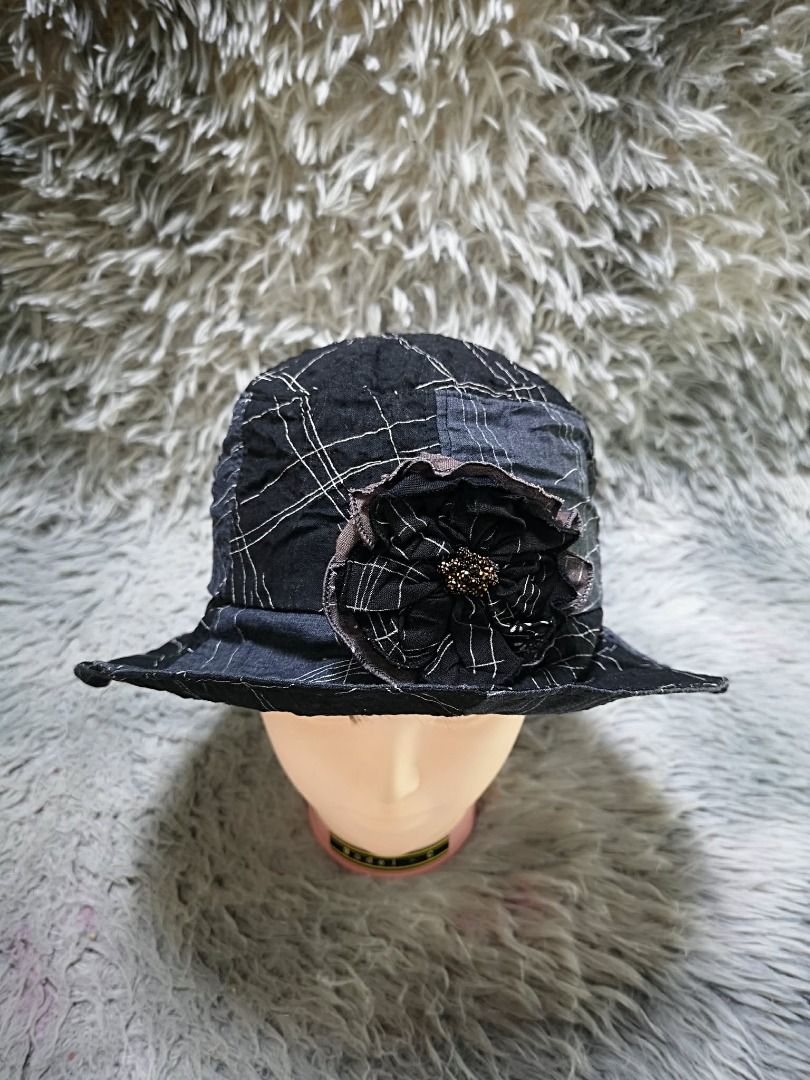 Frayed Rose Patchwork Bucket Hat (Category: Hats & Beanies) located in Santa Cruz. Submitted by jmy_surplus.2 (Listing ID 1458551207, Image 1). Description: Size ; 50cm Color ; Black Type ; Hat Brand ; No brand Material ; Nylon Style ; Patchwork Bucket Hat LG 123 JMY 5 Batch #216.