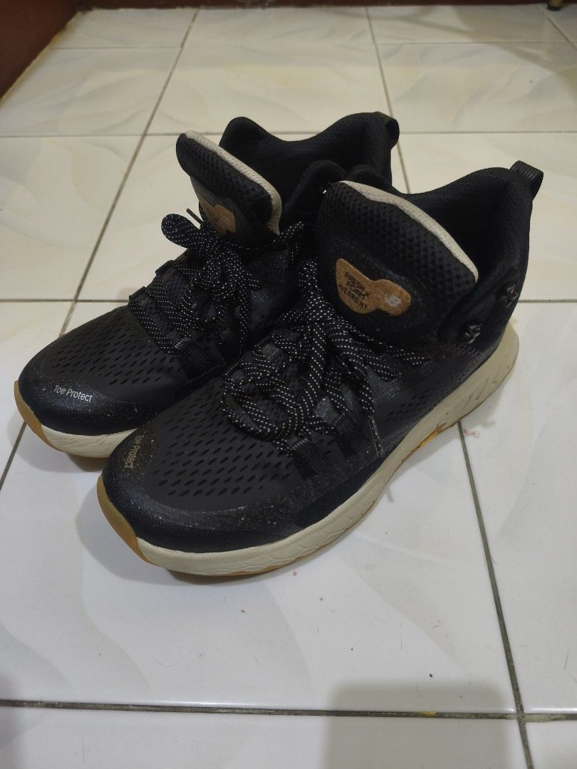 Fresh Foam X Hierro Mid MTHIMCBB (Category: Boots) located in Manila. Submitted by freephoenix.868d98 (Listing ID 1458617374, Image 2). Description: once used,No box from London. D MTHIMCBB NEW BALANCE MFG :10/2022 LOC: 93 BATANGAS, IMUS CAVITE AREA MEET UP. Thank you.